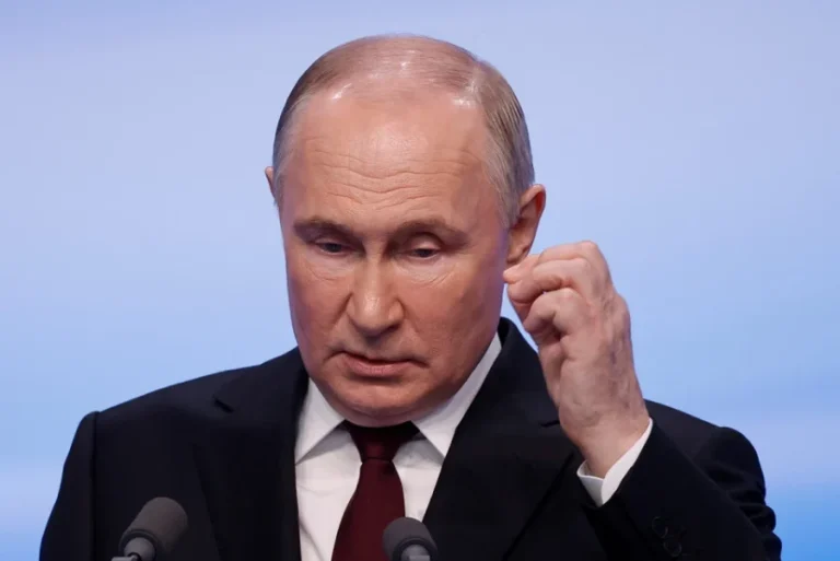 329515_2024-03-17t215735z_723062421_rc2xn6ahh7tb_rtrmadp_3_russia-election-putin_new_960x380_0-900x6.webp