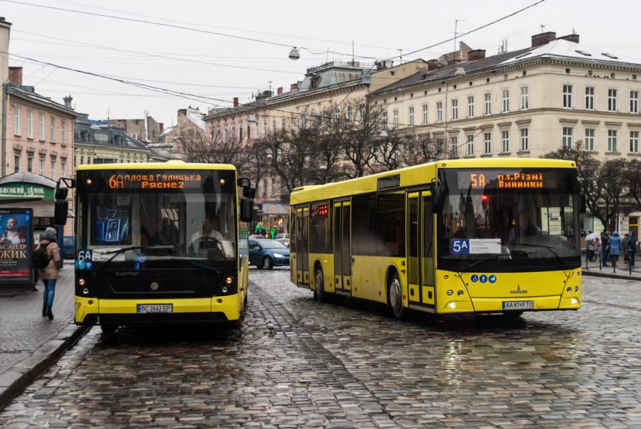 buses_in_lviv-900x603.jpg